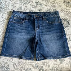COPY - LAUREN CONRAD Blue Medium to Dark Wash Cotton Blend Denim Shorts Size 6